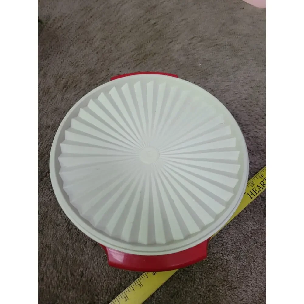 Vintage Tupperware Servalier Mixing Bowl 6 Cup Harvest Strawberry 836